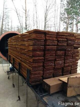 Thermally treated wood