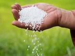 Nitrogen Fertilizer Ammonium Sulphate Granular N21 Urea 46% Nitrogen Fertilizer for Export - photo 1