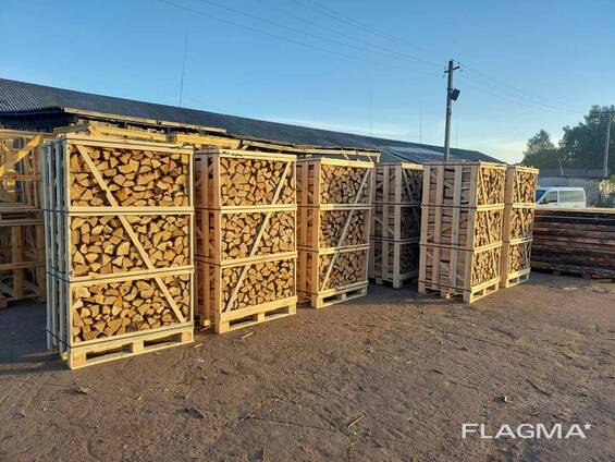 Kiln-Dried Oak &amp; Ash Firewood in Wooden Boxes | KD Oak &amp; Ash Logs in Crates