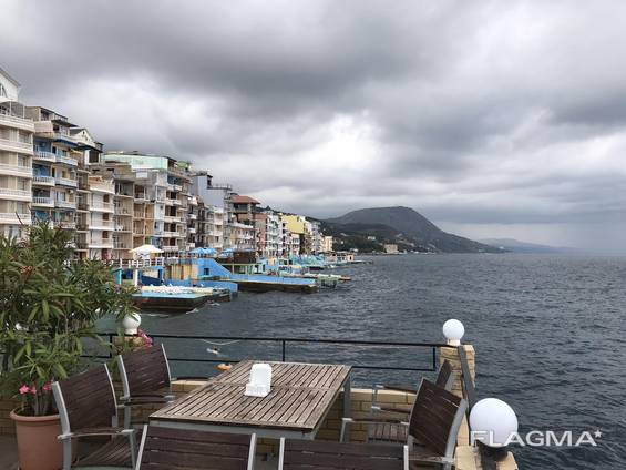 Säljer ett hus-hotell på Krim-kusten. Klar affär för hotelle